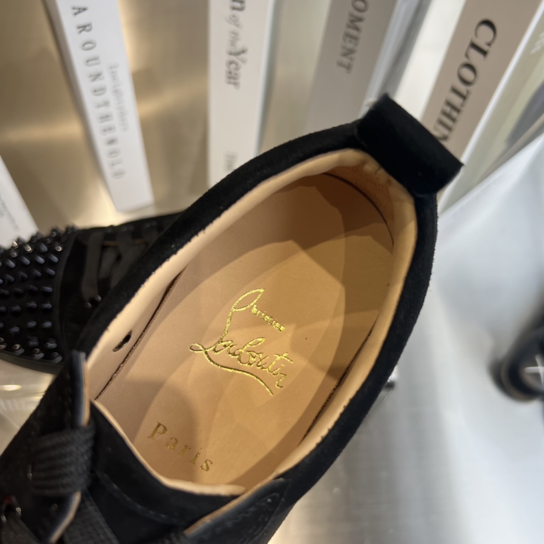 Christian Louboutin Louis Junior Spikes - DopestKickz