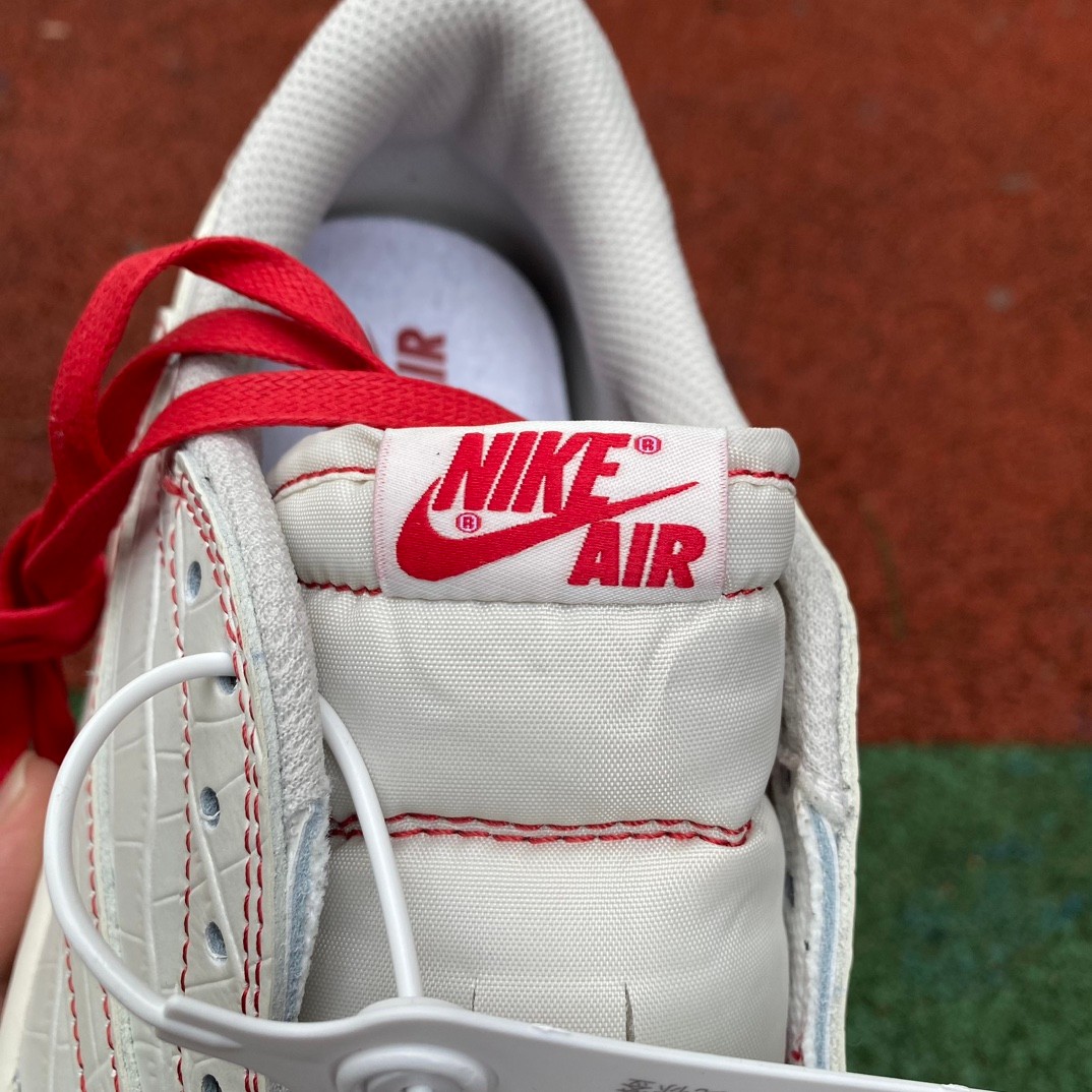 Tracis Scott x Air Jordan 1 Low Golf TS Sneaker      DM7866-601 - DopestKickz