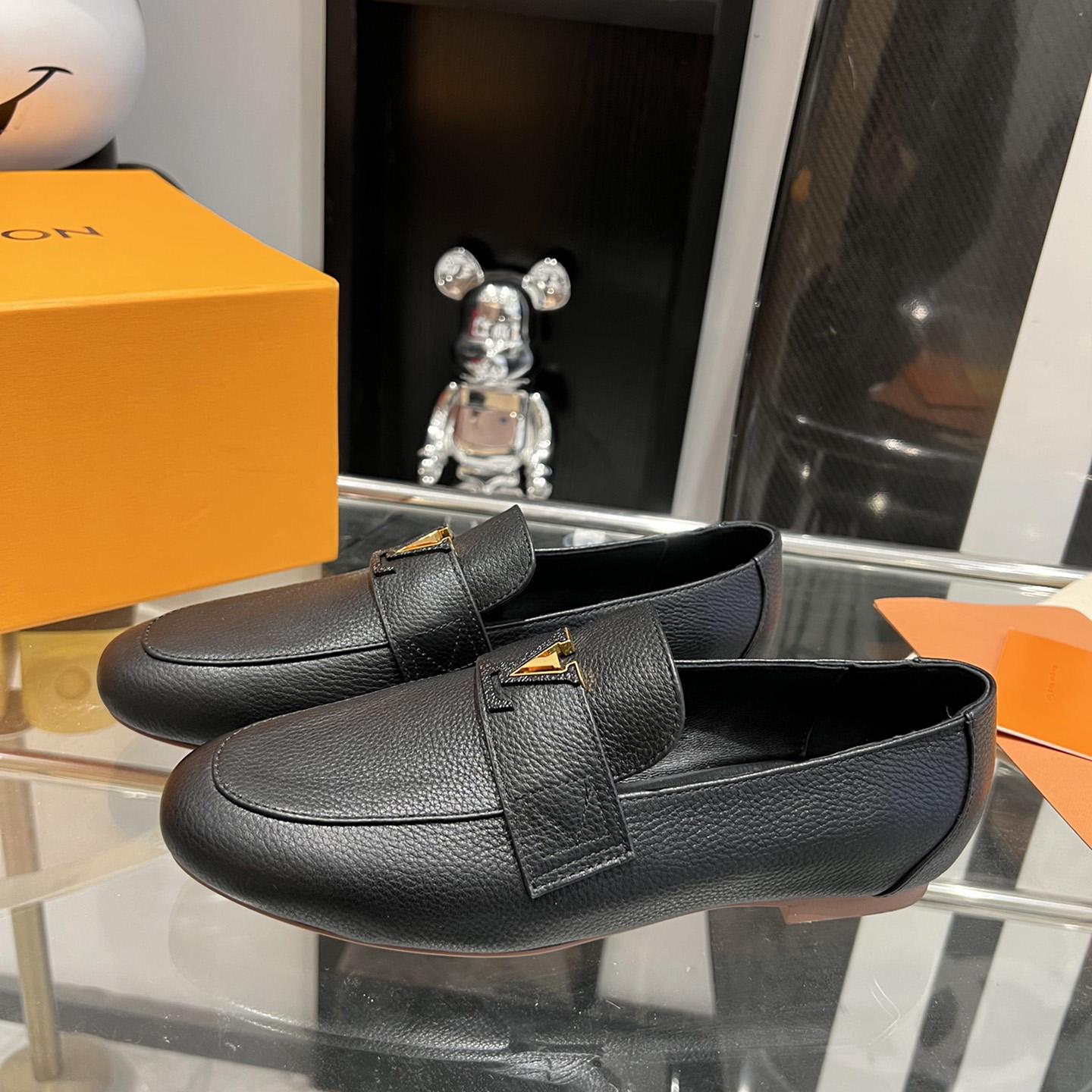 Louis Vuitton LV Capri Loafer - DopestKickz