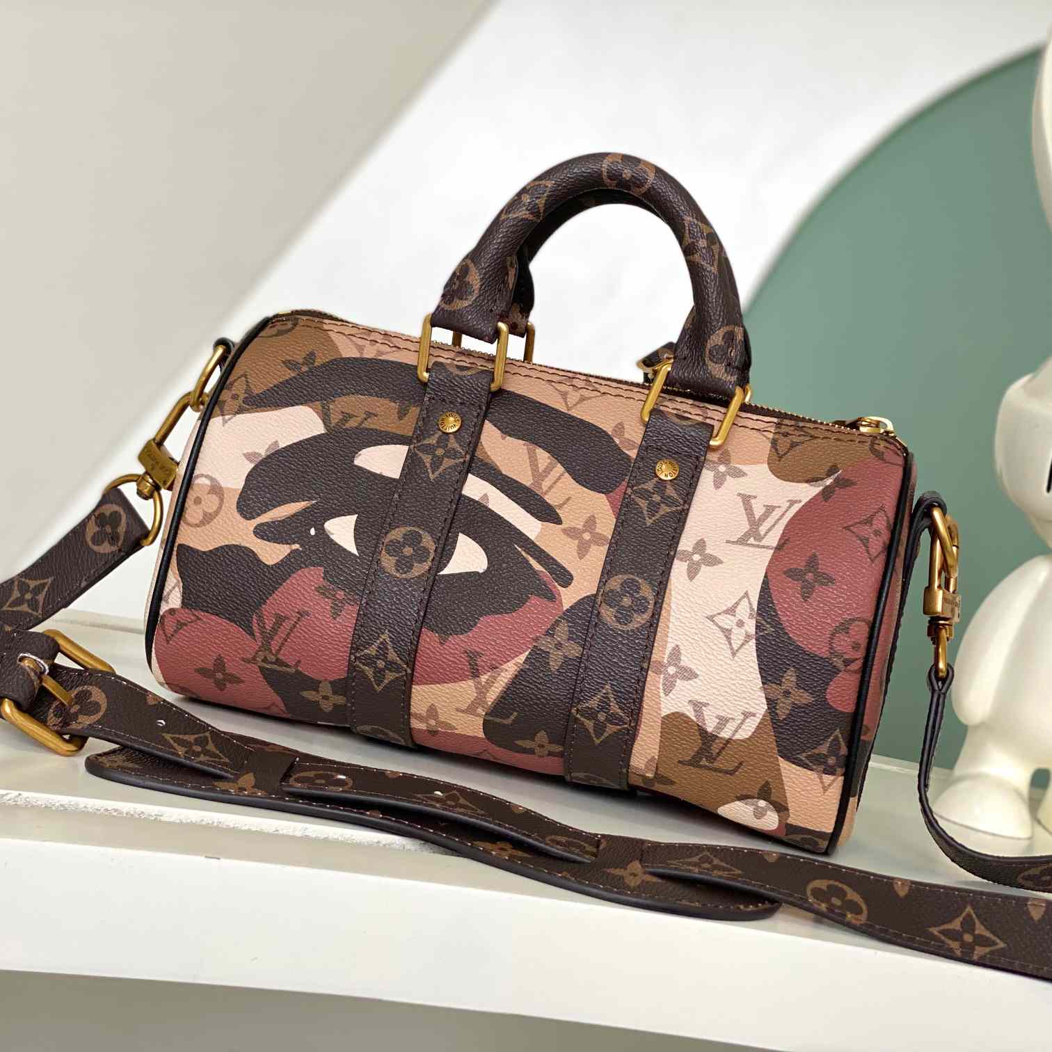 Louis Vuitton Keepall Bandoulière 25  M46701 - DopestKickz