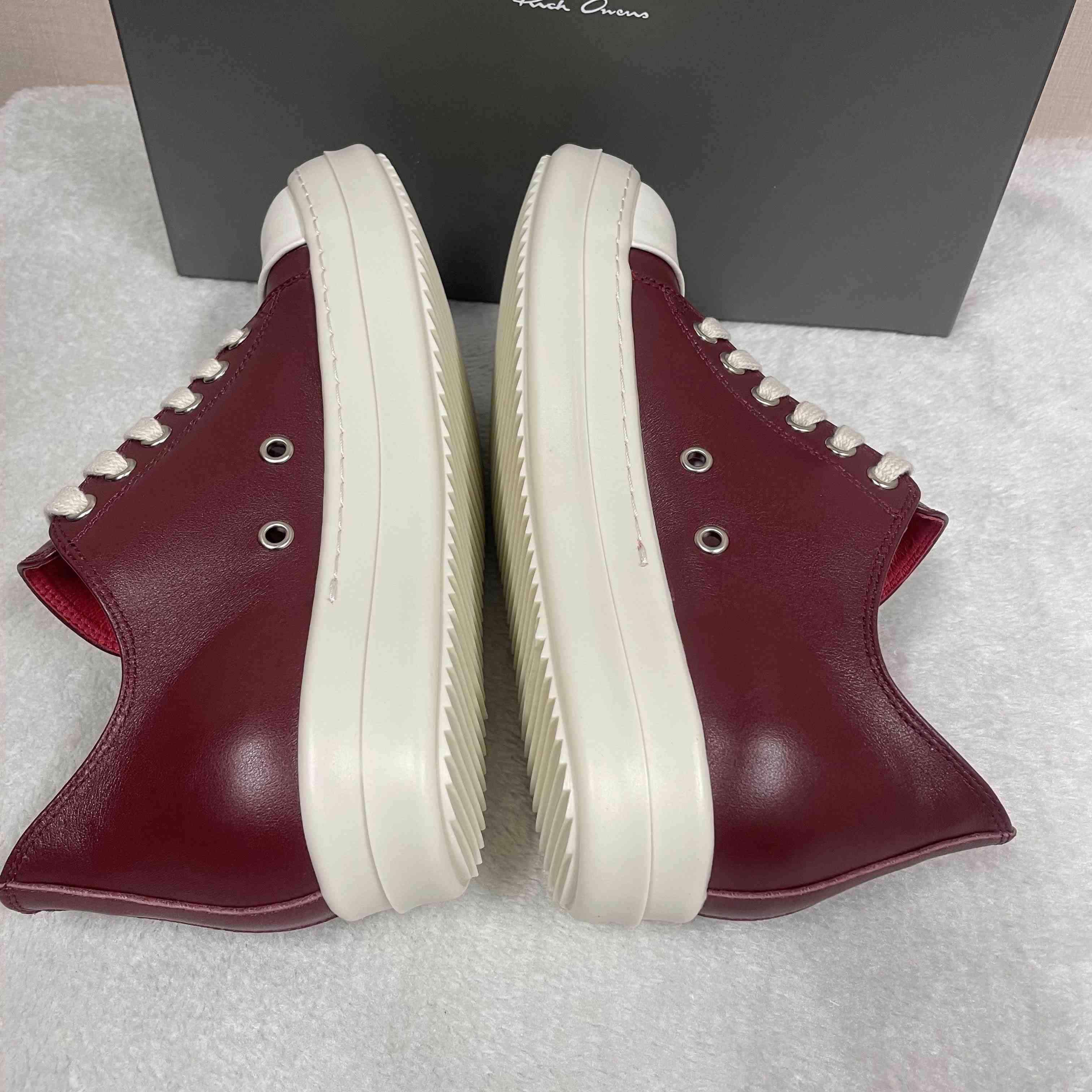 Rick Owens Low-Top Leather Sneakers - DopestKickz