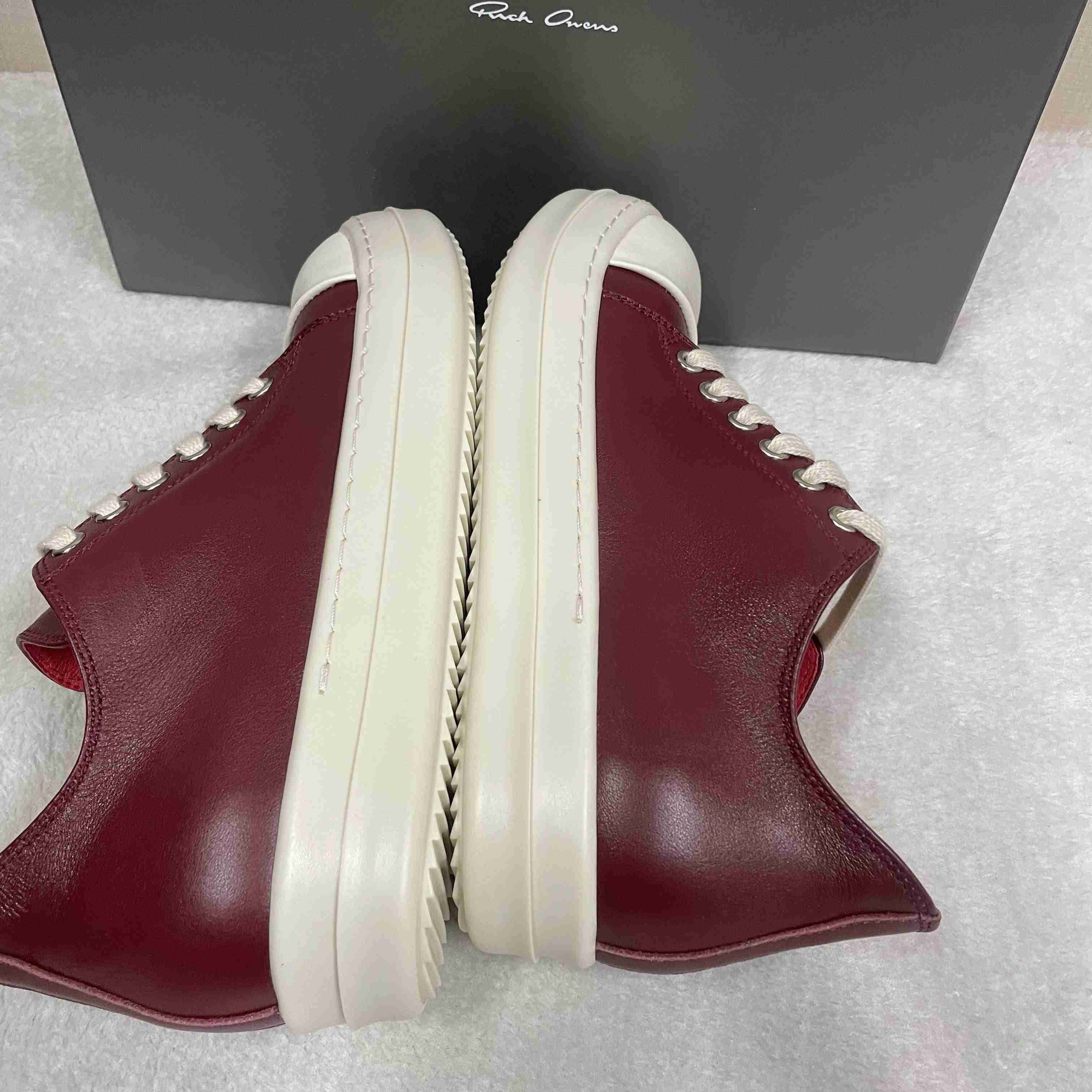 Rick Owens Low-Top Leather Sneakers - DopestKickz