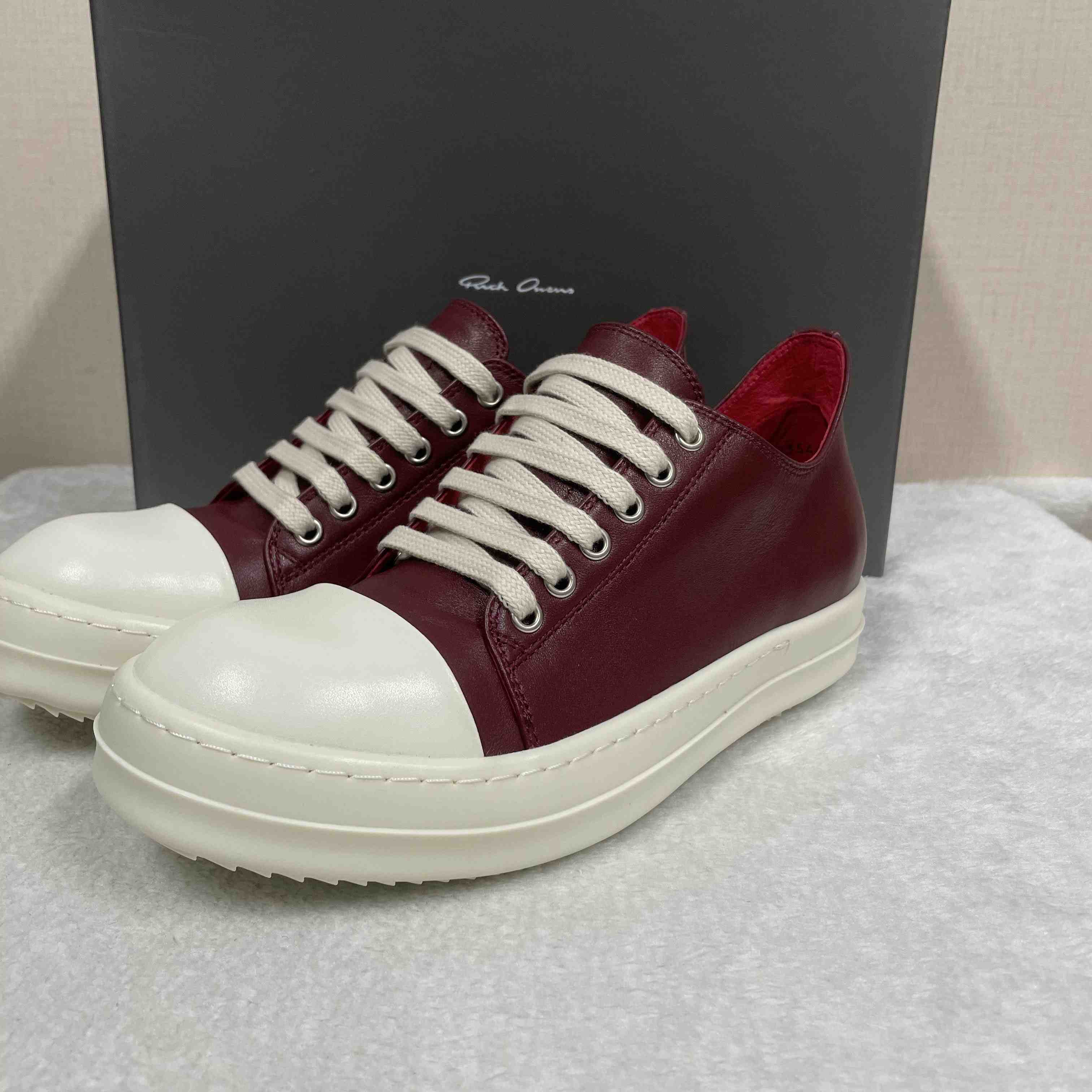 Rick Owens Low-Top Leather Sneakers - DopestKickz