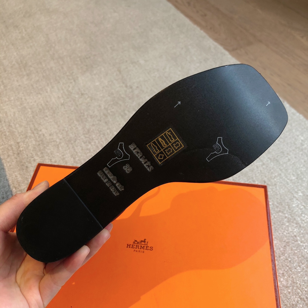 Hermes Hilda 80 Sandal - DopestKickz