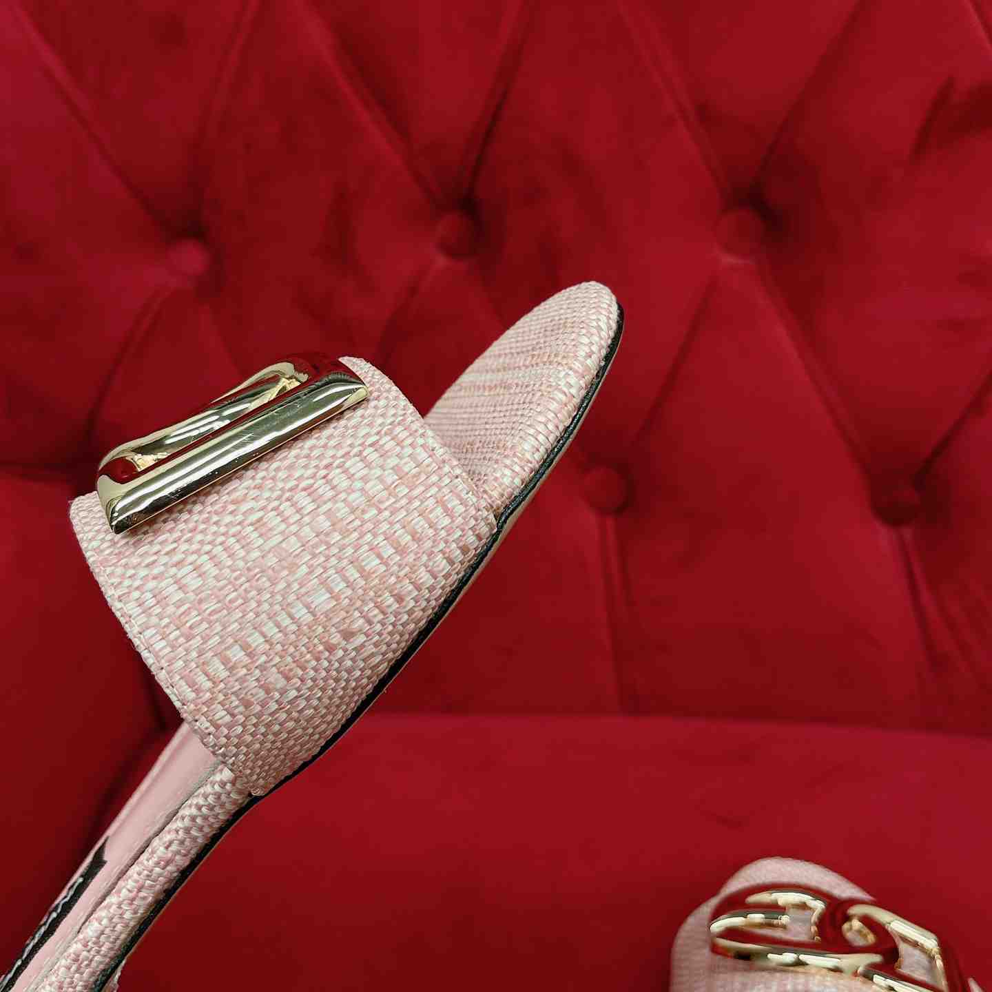 Dolce & Gabbana Raffia Sliders - DopestKickz