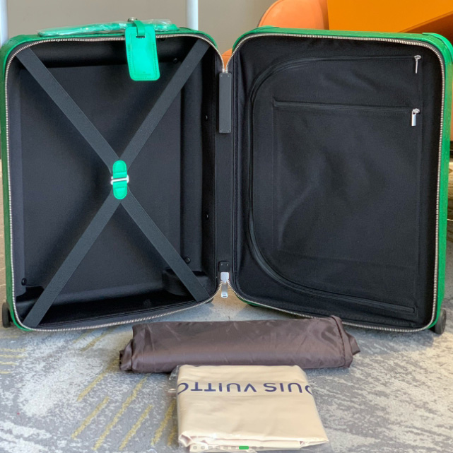 Louis Vuitton Horizon 55 - DopestKickz