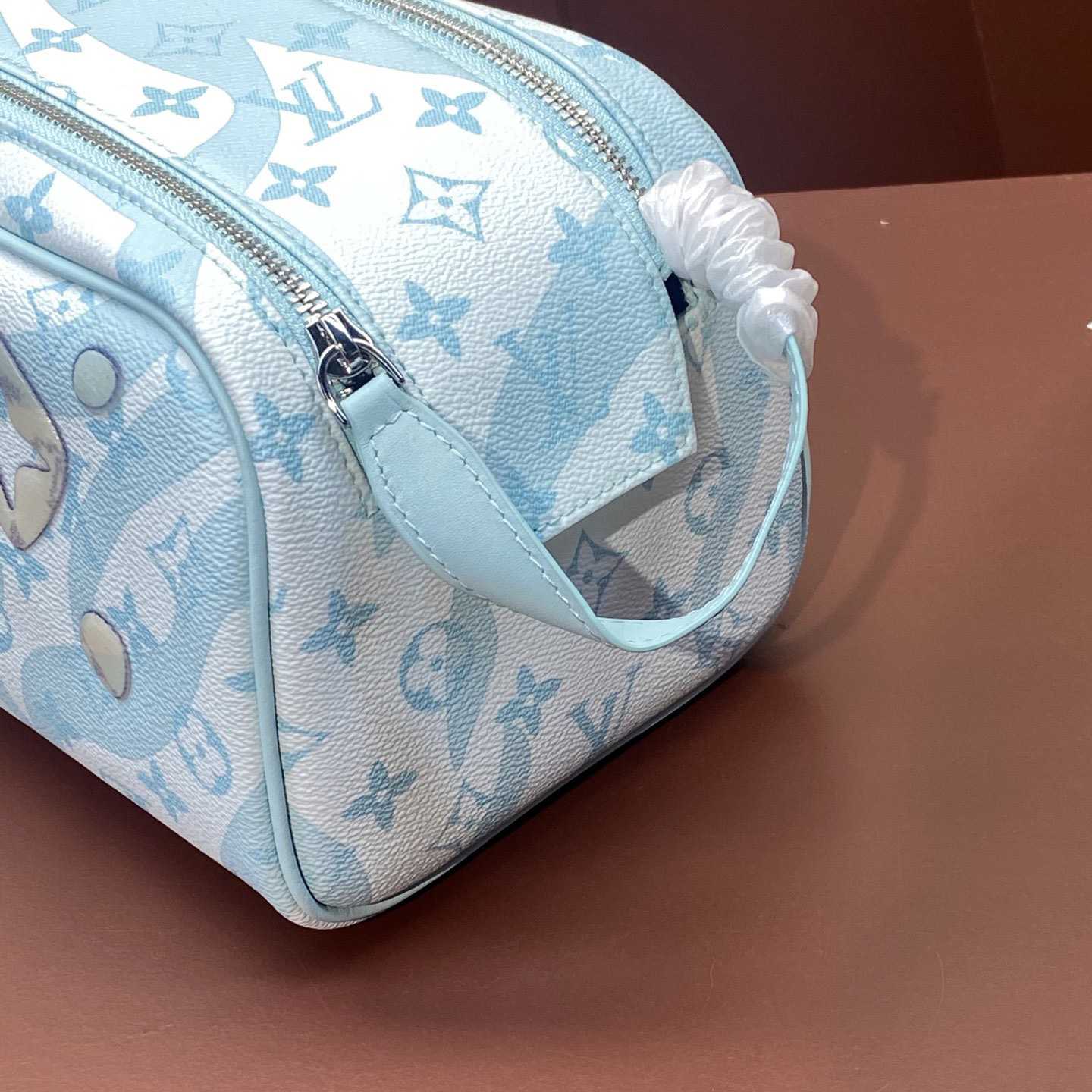 Louis Vuitton Dopp Kit    M82337 - DopestKickz