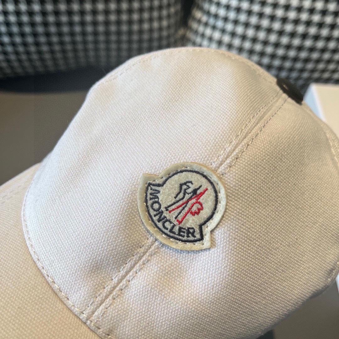 Moncler Cap - DopestKickz
