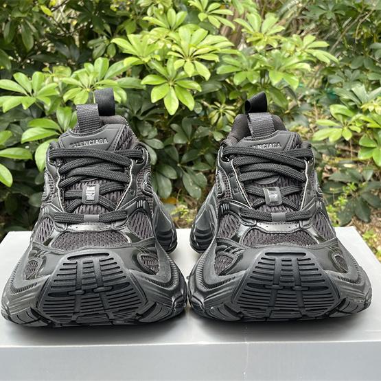 Balenciaga 10XL Sneaker  - DopestKickz