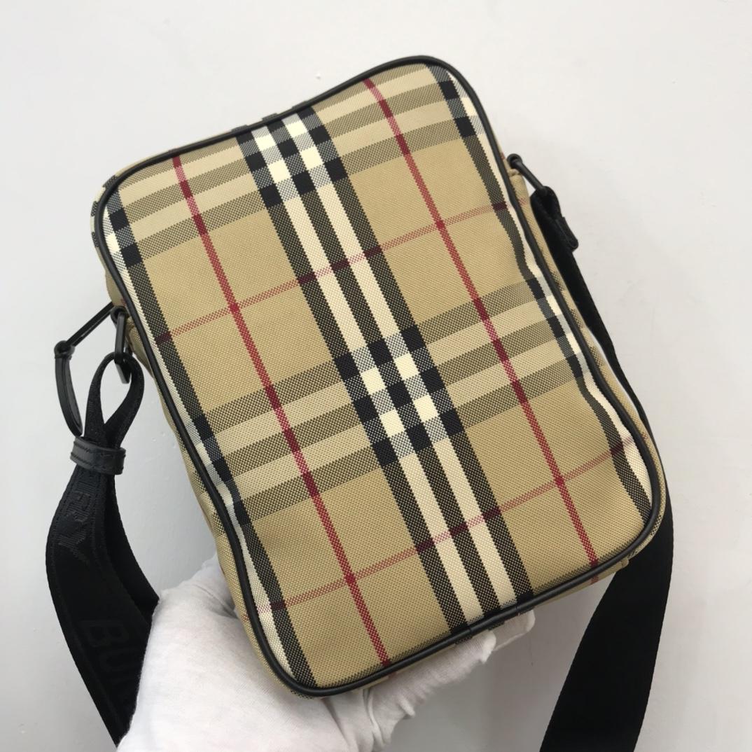 Burberry Freddie Bag - DopestKickz