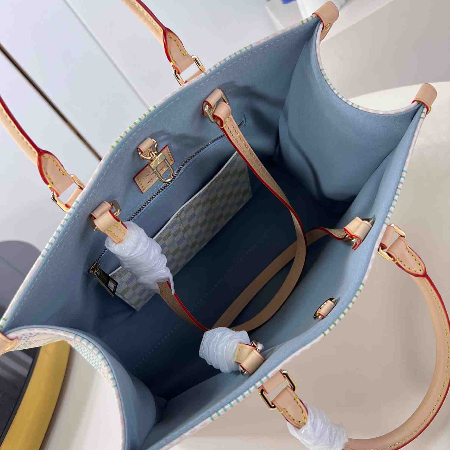 Louis Vuitton OnTheGo MM   N40518 - DopestKickz