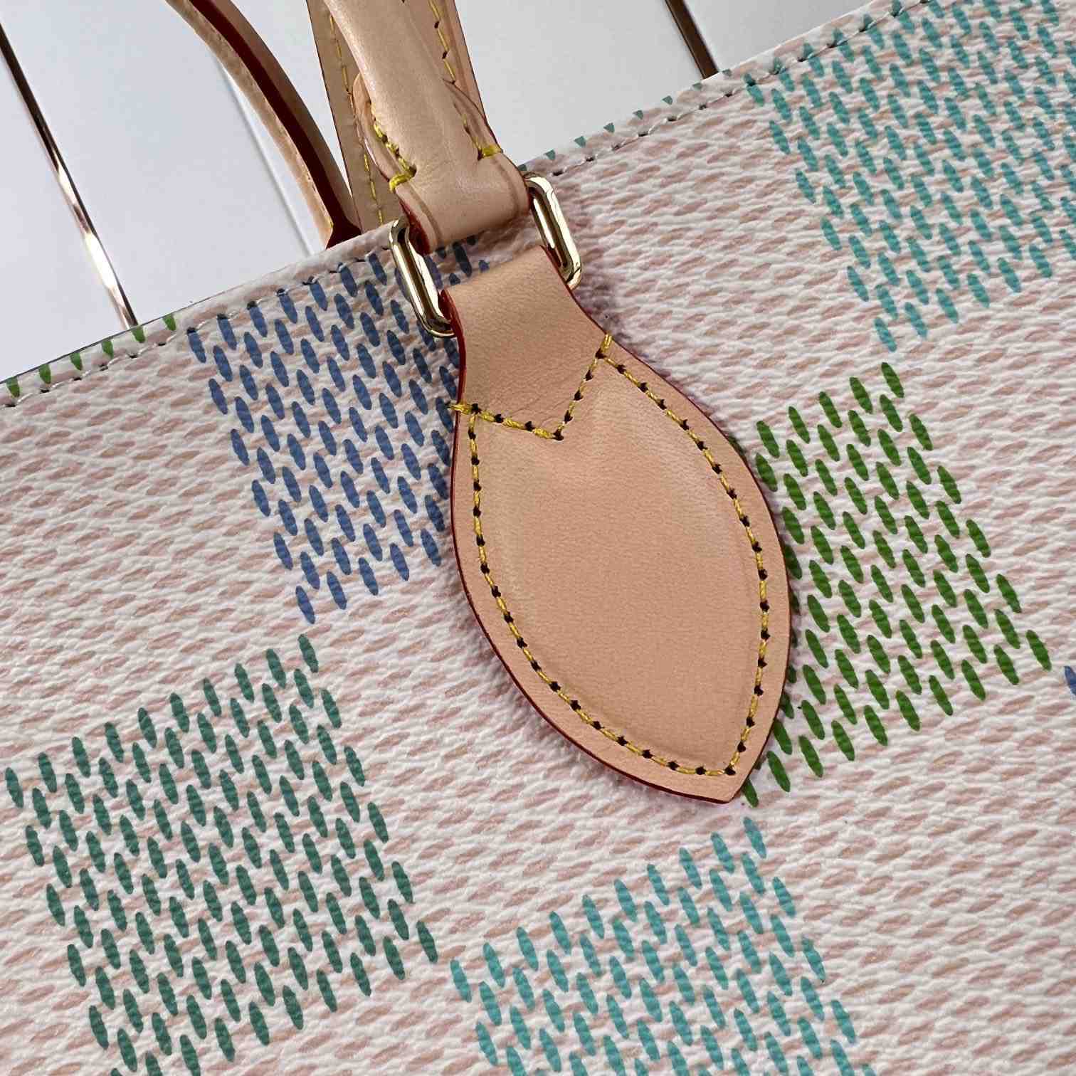 Louis Vuitton OnTheGo MM   N40518 - DopestKickz