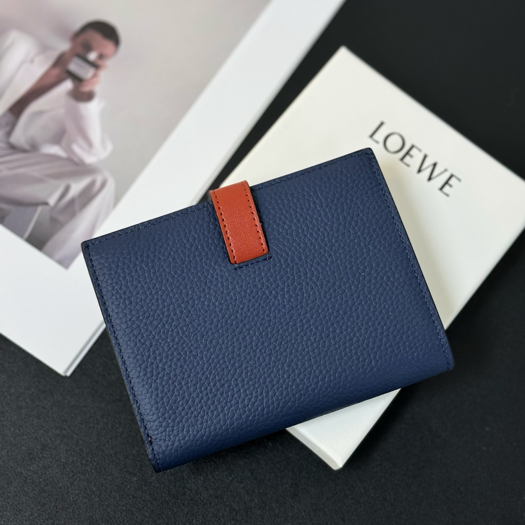 Loewe Medium Vertical Grained-Leather Wallet(14×11cm) - DopestKickz