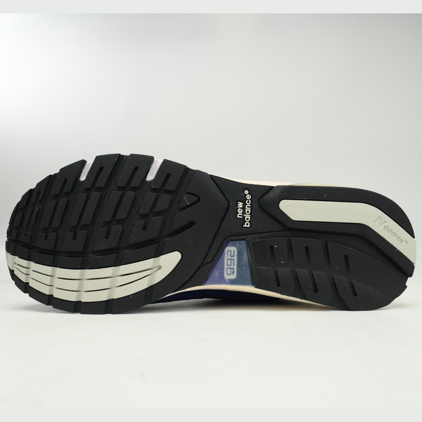 New Balance 992 Violet Sneakers      M992AA  - DopestKickz