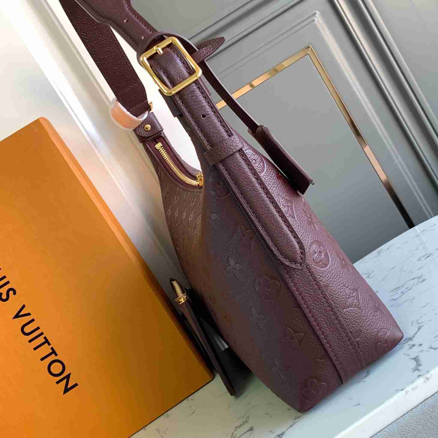 Louis Vuitton Sac Sport   M46674 - DopestKickz