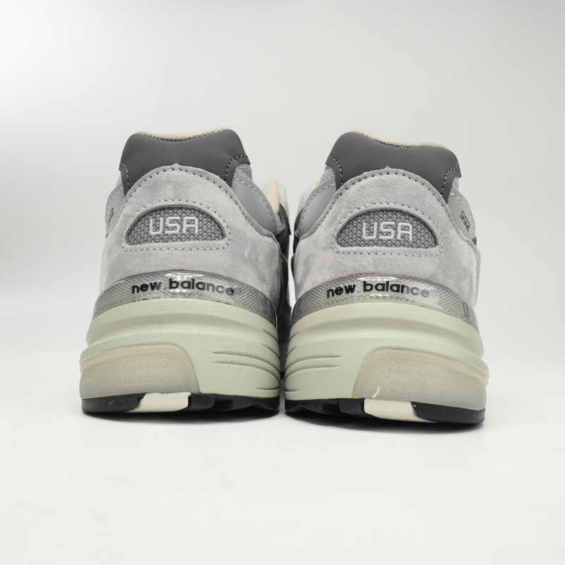 New Balance 992 Black And Gray Sneakers      M992GR  - DopestKickz