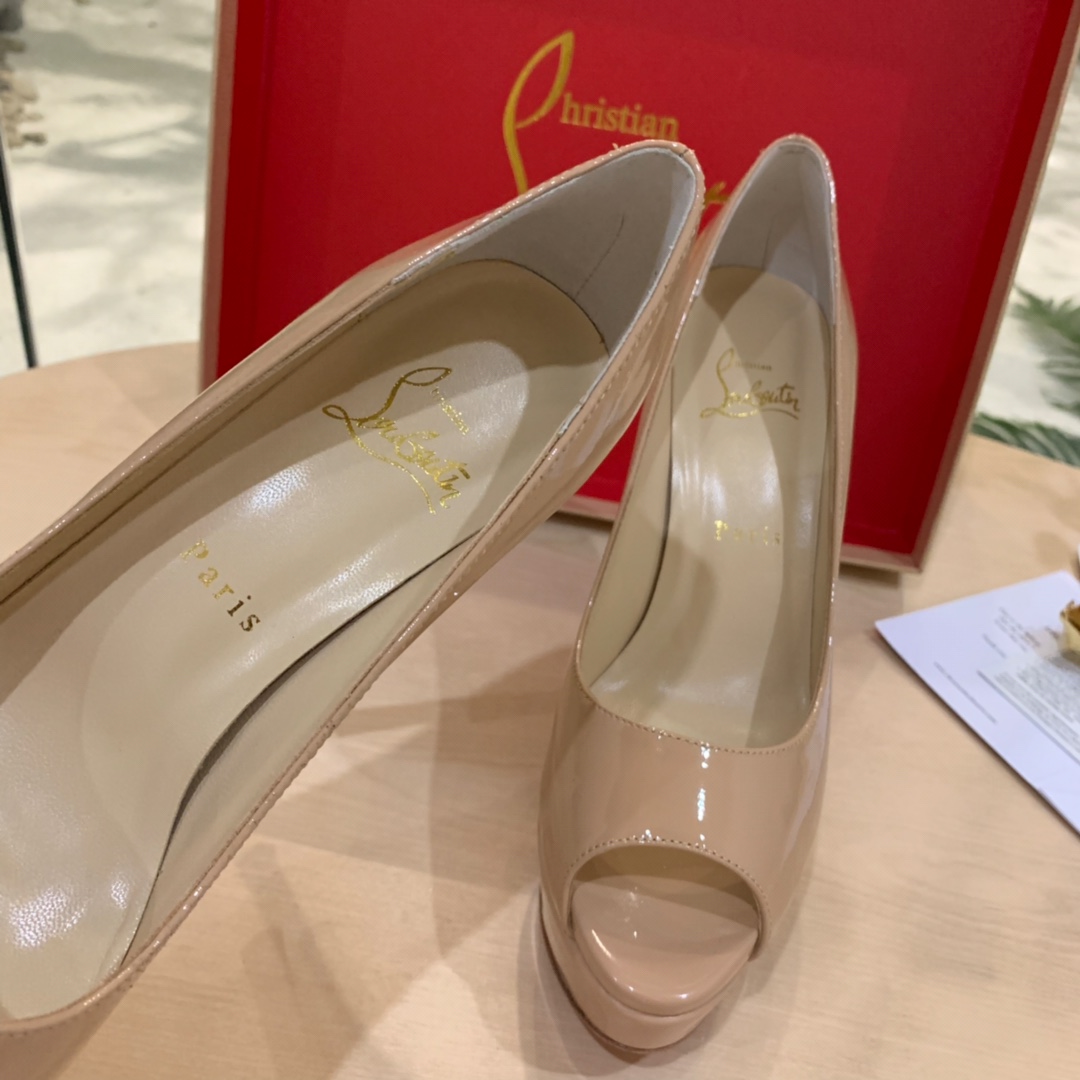 Christian Louboutin Heels - DopestKickz