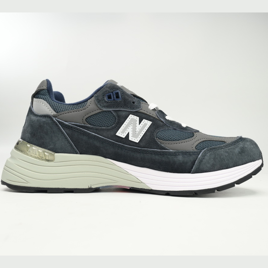 New Balance 992 Navy Blue Sneakers      M992GG  - DopestKickz