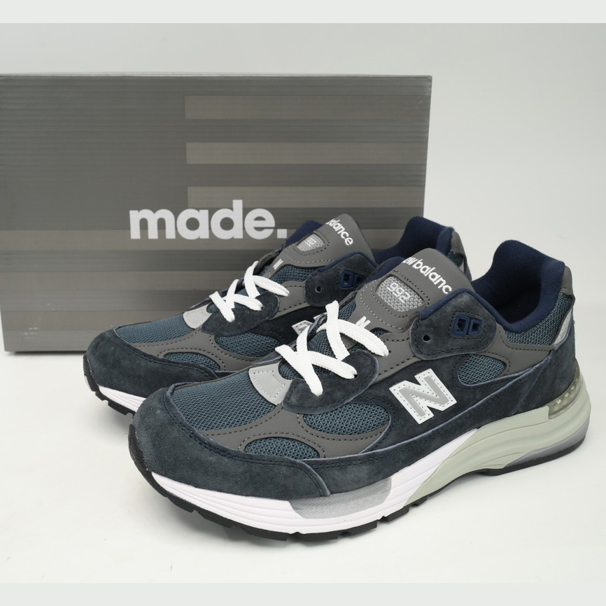 New Balance 992 Navy Blue Sneakers      M992GG  - DopestKickz