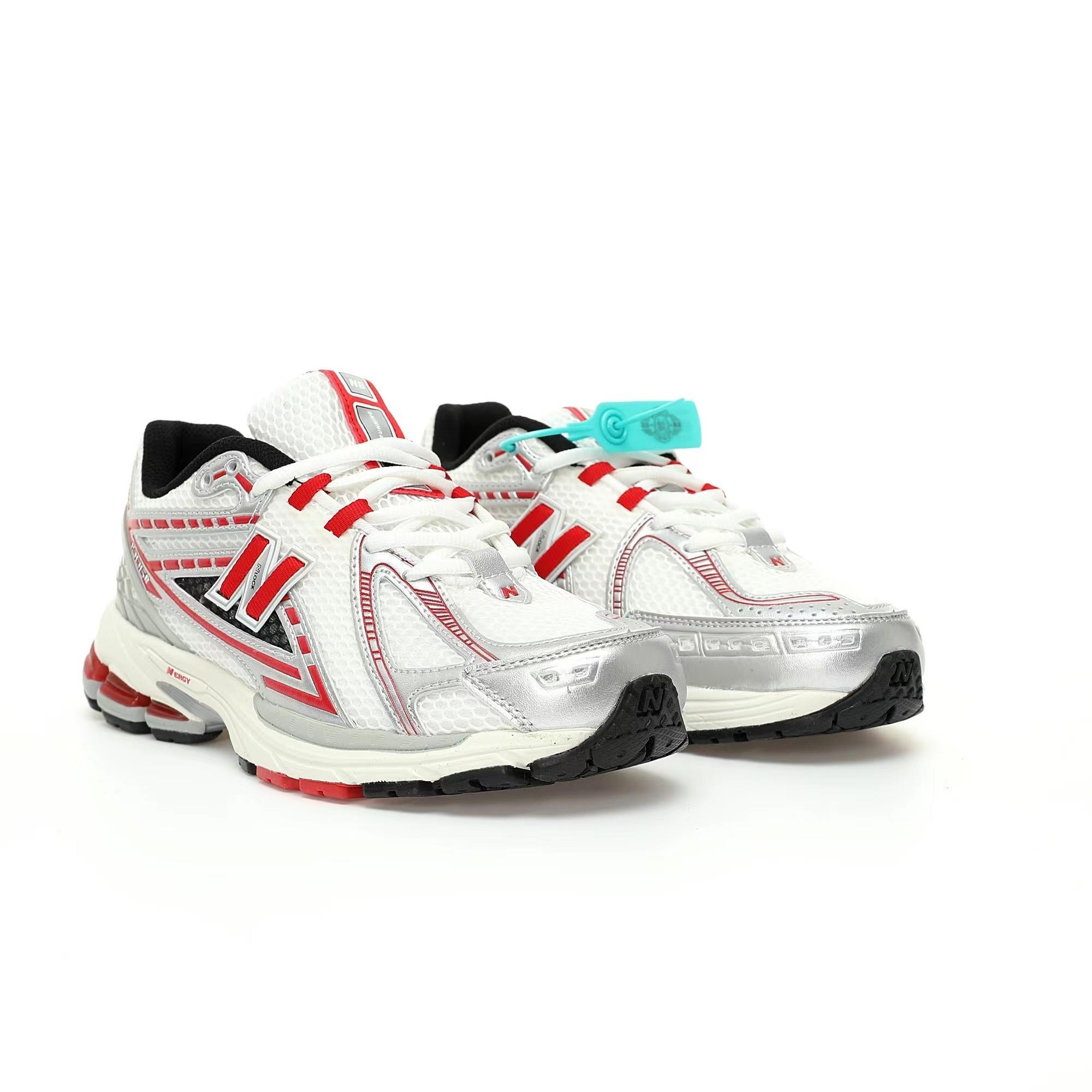 New Balance m1906r Sneakers      M1906RGA - DopestKickz