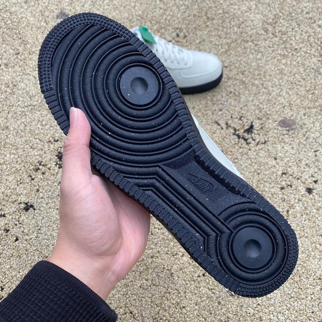 Nike Air Force 1 LV8 Sneaker      FJ3289-001 - DopestKickz