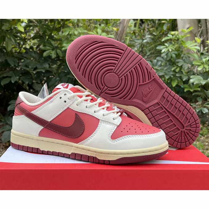 Nike Dunk Low Sneaker       HF0736-161 - DopestKickz