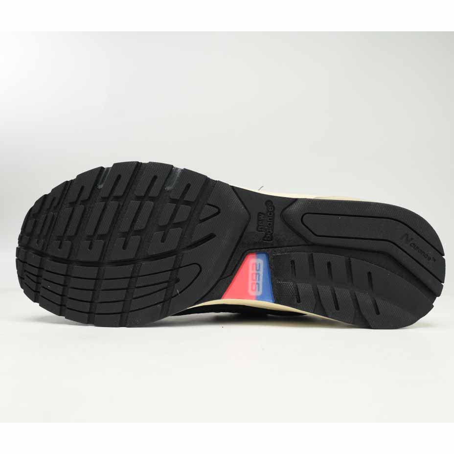 New Balance 992 Black Sneakers      M992BL  - DopestKickz