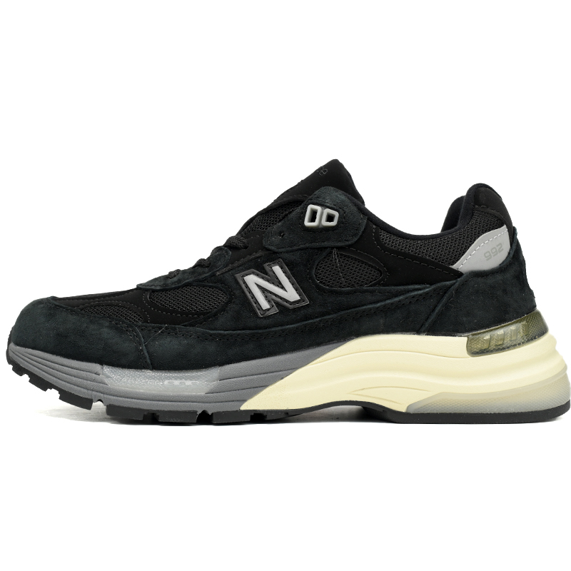 New Balance 992 Black Sneakers      M992BL  - DopestKickz