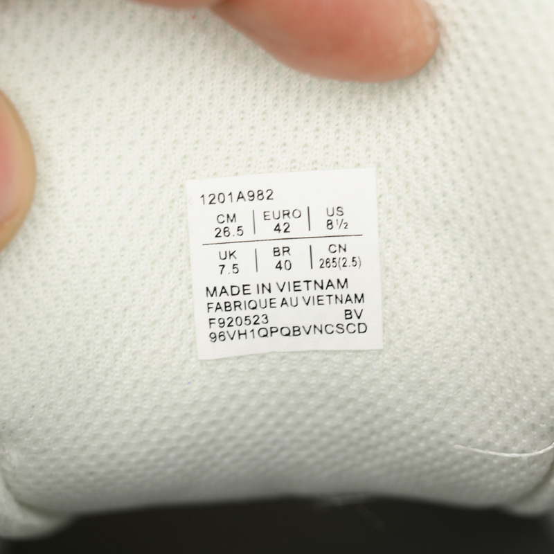 Gallerv Department x Asics Gel-1130 Beige Sneakers           1201A982 - DopestKickz