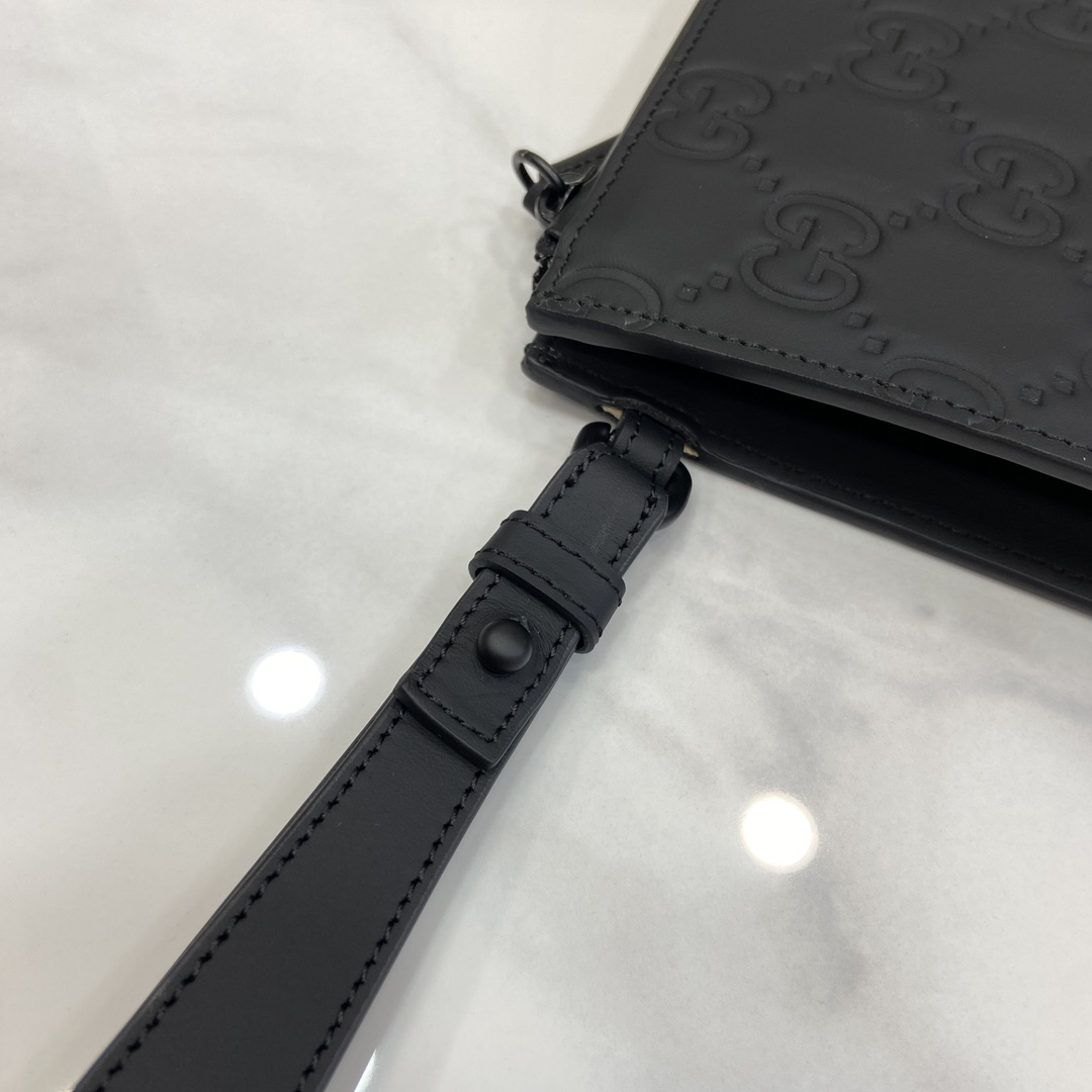 Gucci GG Rubber-effect Pouch - DopestKickz