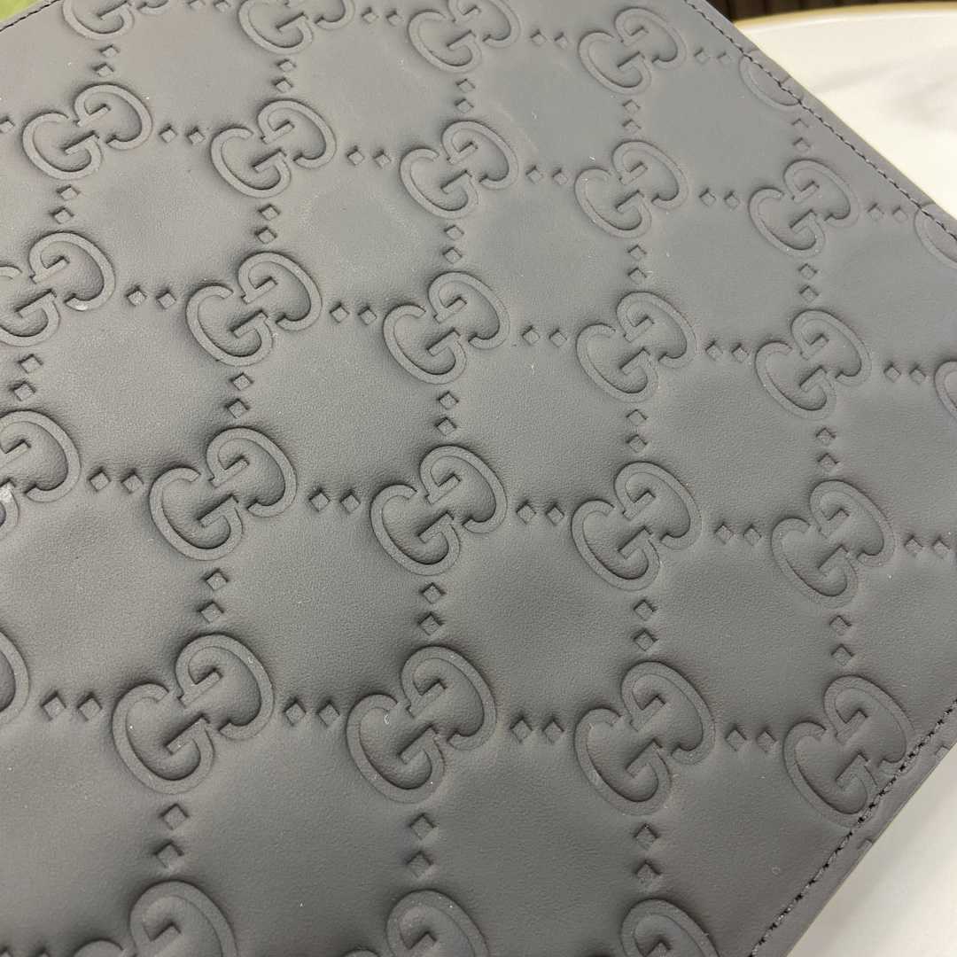 Gucci GG Rubber-effect Pouch - DopestKickz