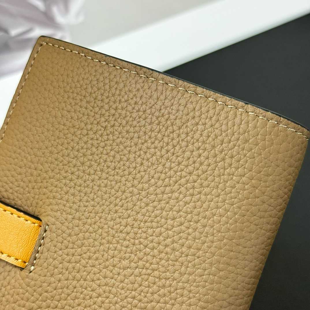 Loewe Medium Vertical Grained-Leather Wallet(14×11cm) - DopestKickz