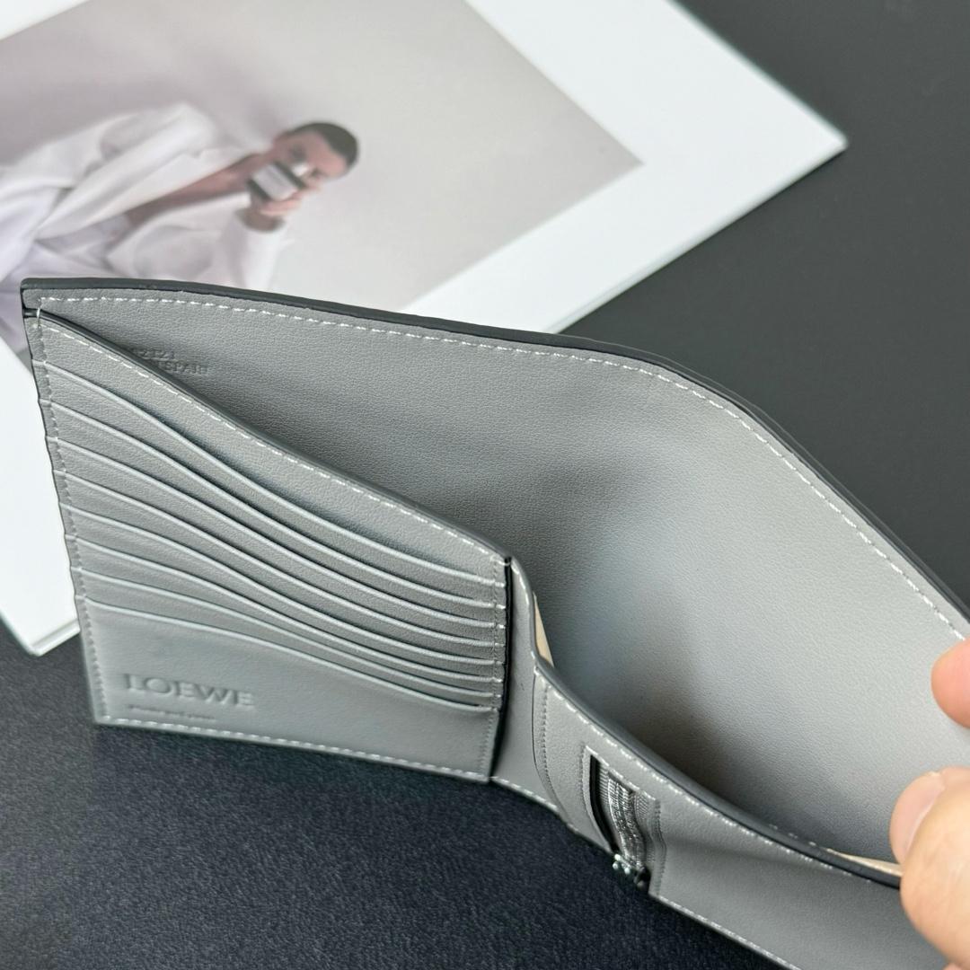 Loewe Medium Vertical Grained-Leather Wallet(14×11cm) - DopestKickz