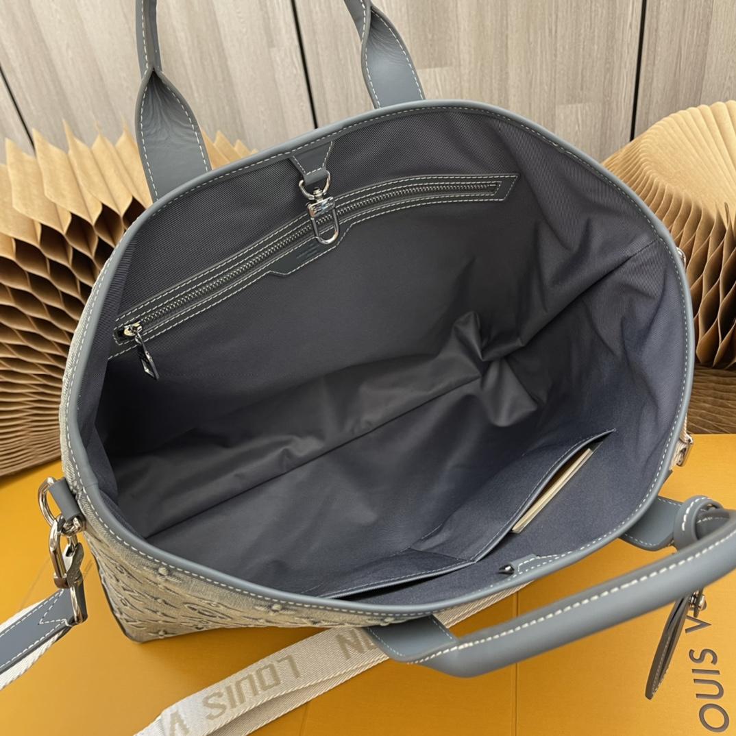 Louis Vuitton Weekend Tote NM   M22537 - DopestKickz