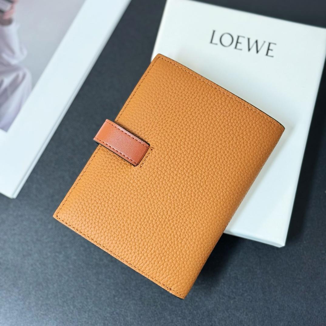 Loewe Medium Vertical Grained-Leather Wallet(14×11cm) - DopestKickz