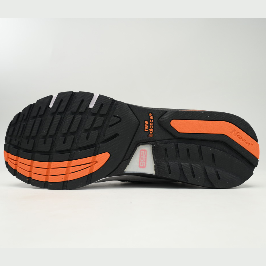 New Balance 992 Gray Orange Sneakers      M992GBO   - DopestKickz