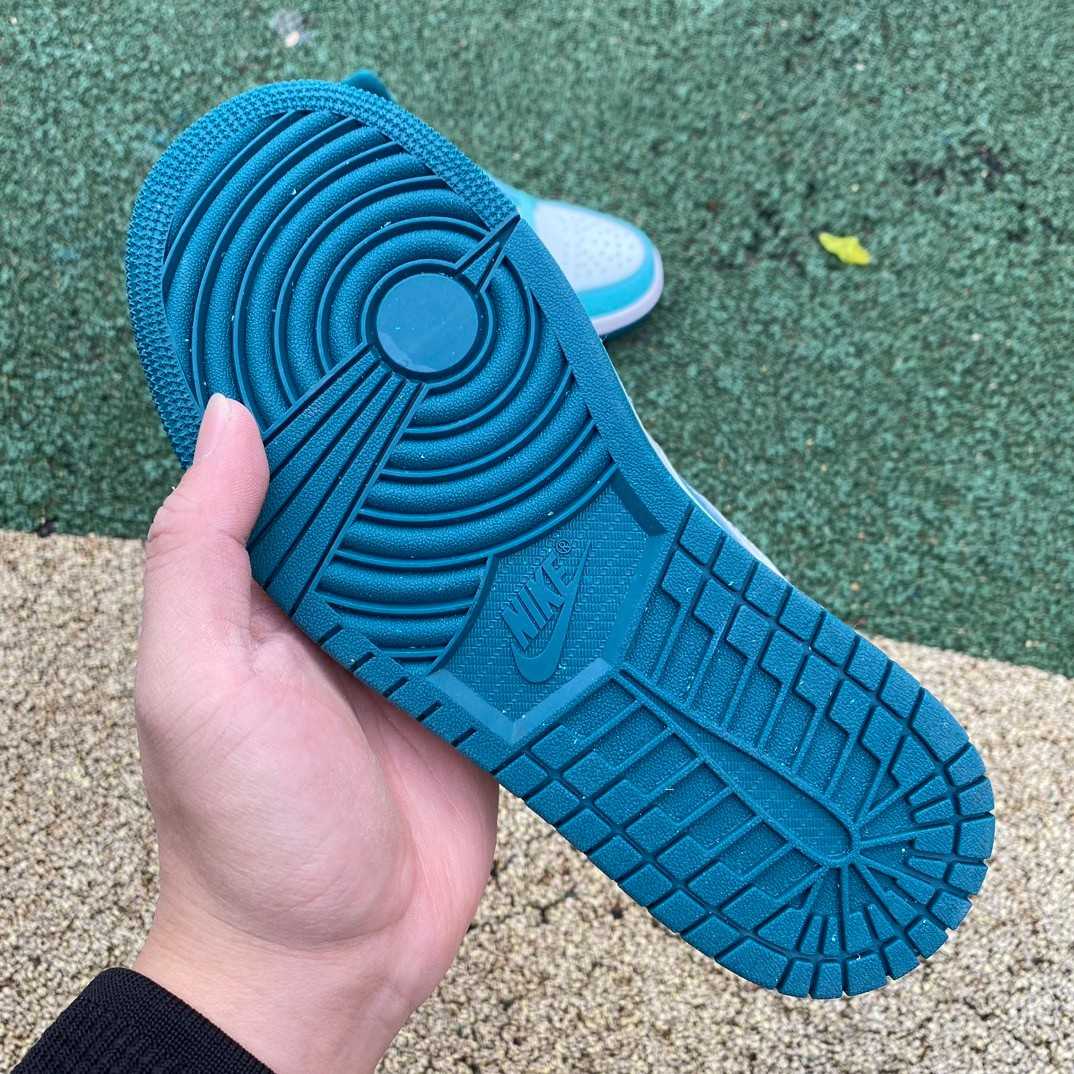 Nike Air Jordan 1 Mid SE AJ1 Sneaker      DZ3745-300 - DopestKickz