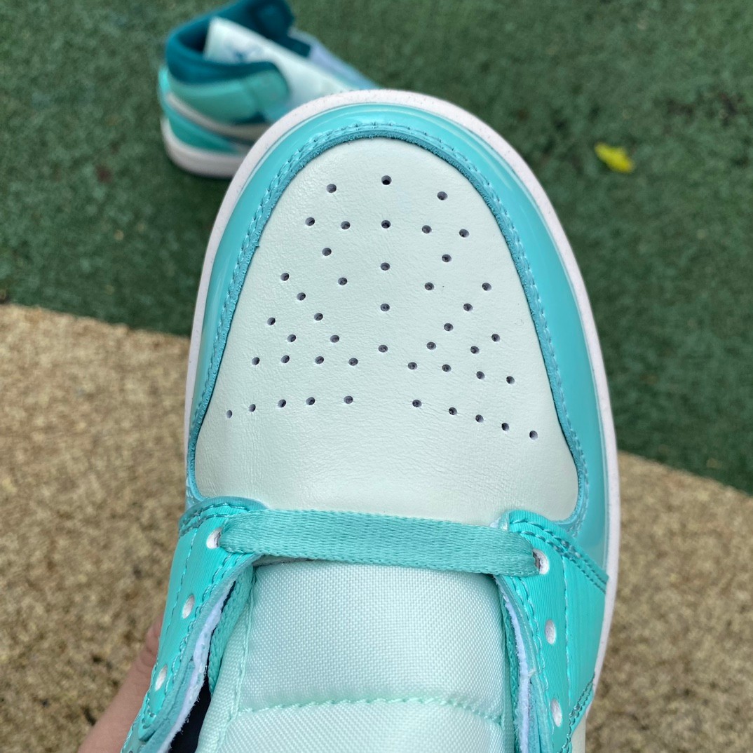 Nike Air Jordan 1 Mid SE AJ1 Sneaker      DZ3745-300 - DopestKickz