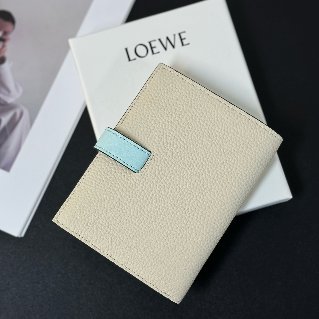 Loewe Medium Vertical Grained-Leather Wallet(14×11cm) - DopestKickz