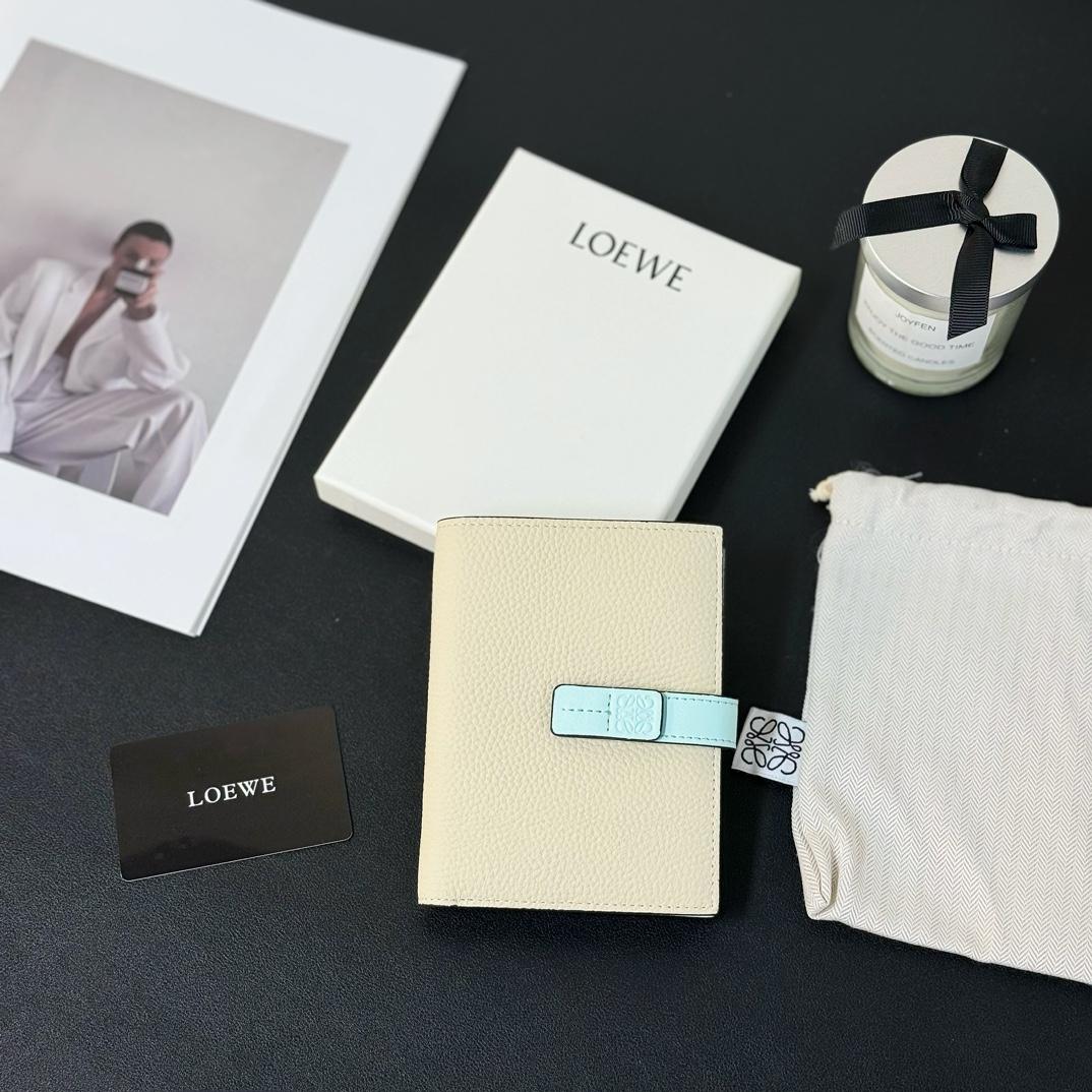 Loewe Medium Vertical Grained-Leather Wallet(14×11cm) - DopestKickz
