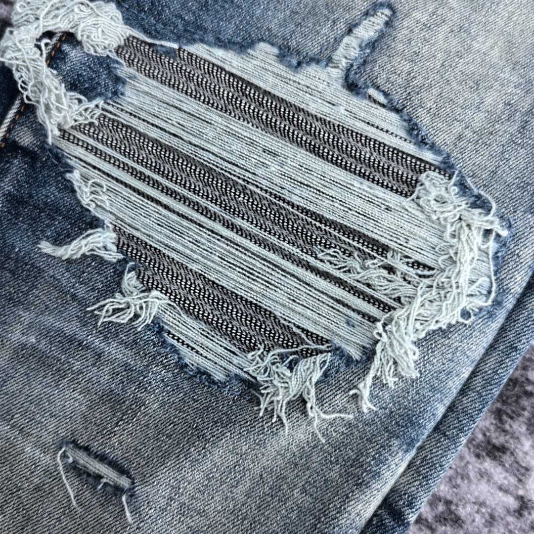 Amiri Slim Fit Jeans    663 - DopestKickz