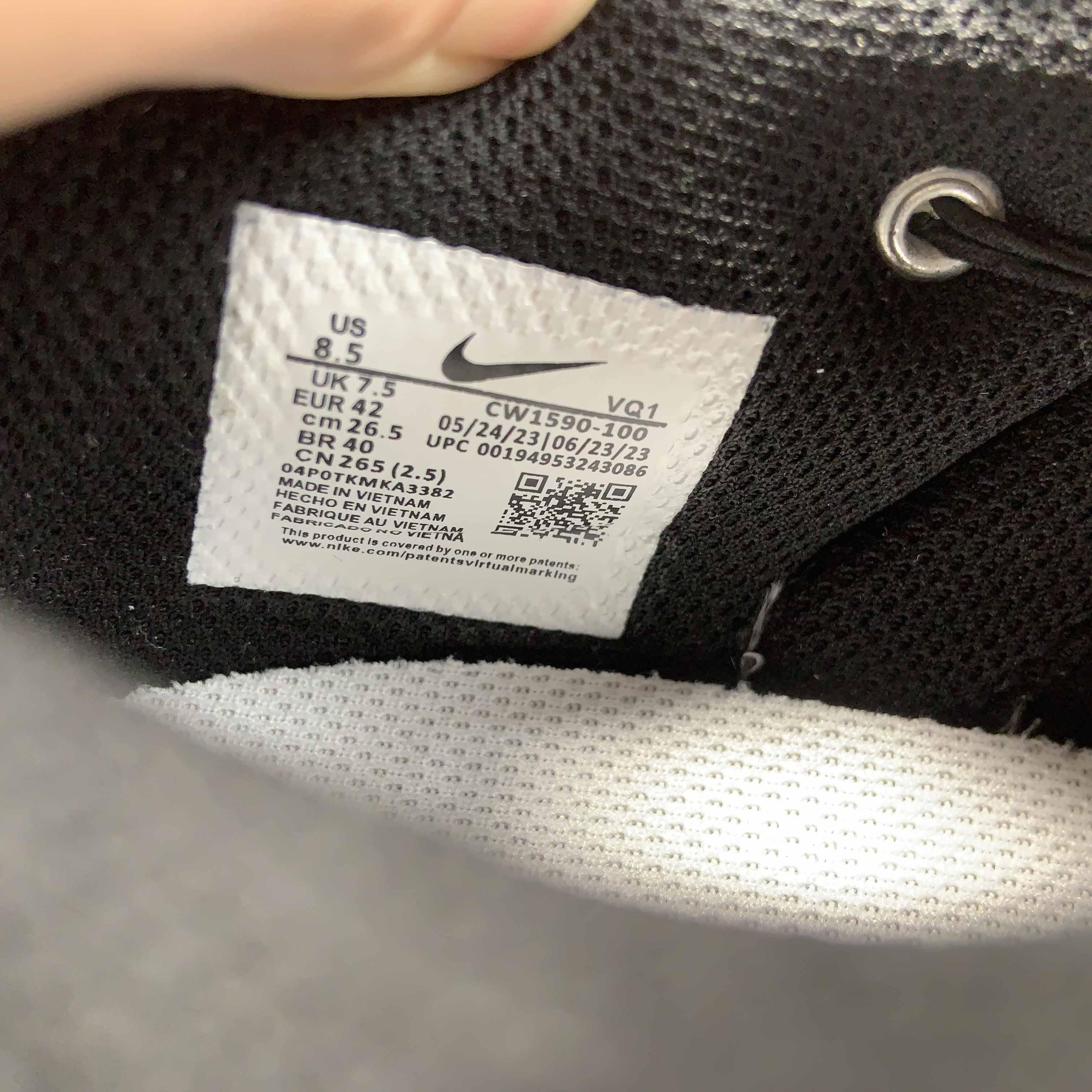 Nike Dunk Low Sneaker            CW1590-100 - DopestKickz