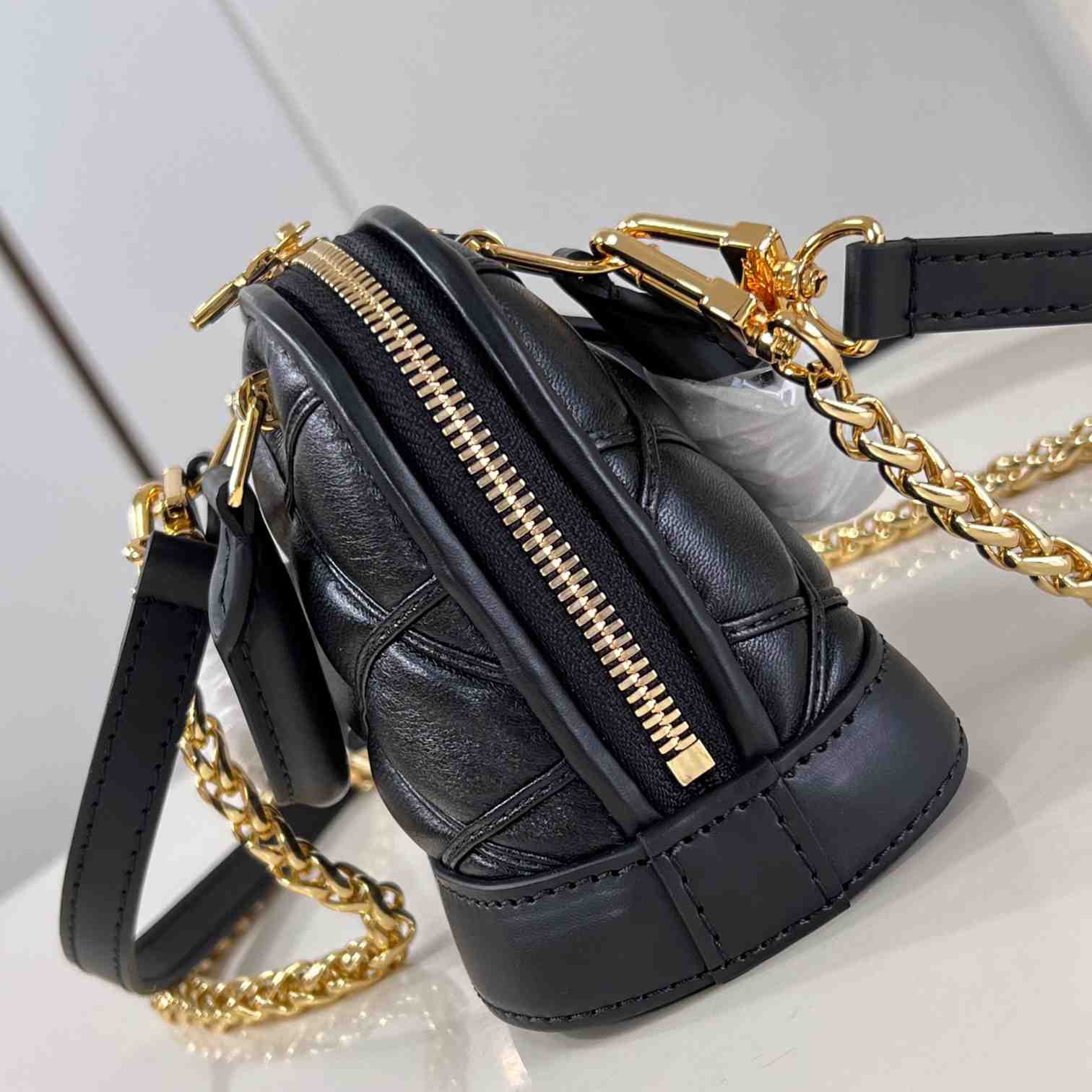 Louis Vuitton Nano Alma    M83048 - DopestKickz