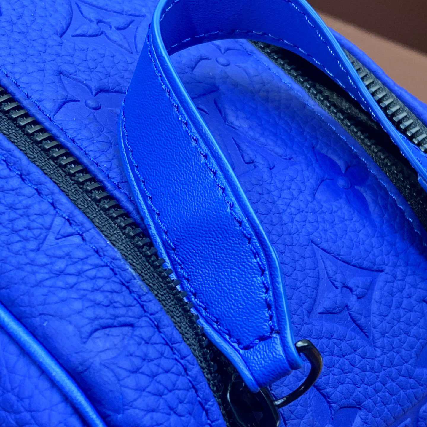 Louis Vuitton Dopp Kit    M82576 - DopestKickz