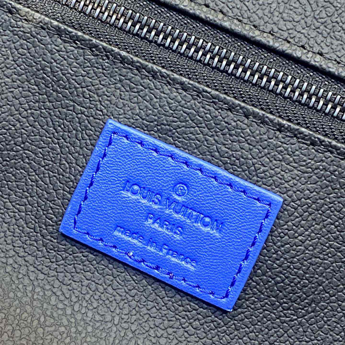 Louis Vuitton Dopp Kit    M82576 - DopestKickz