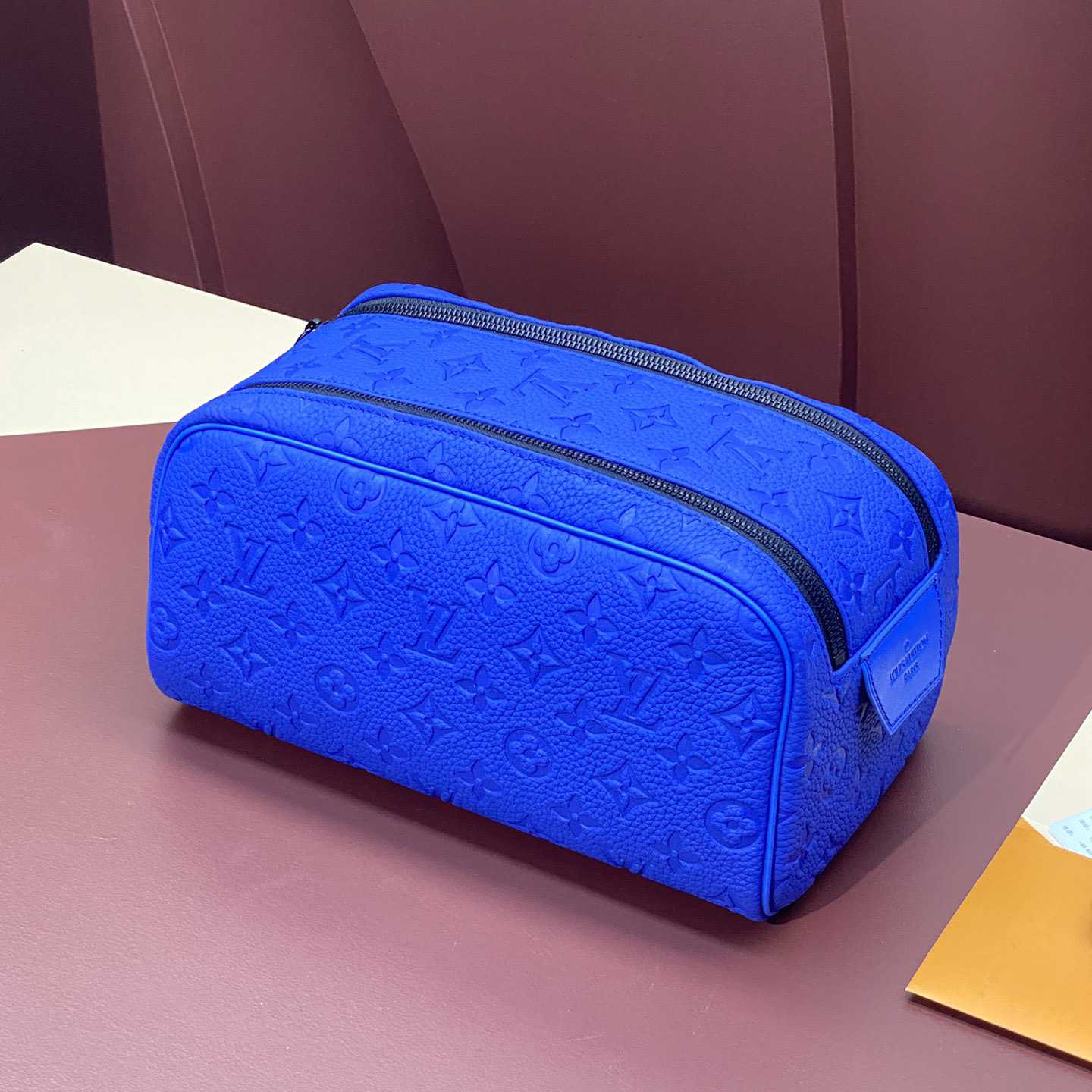 Louis Vuitton Dopp Kit    M82576 - DopestKickz