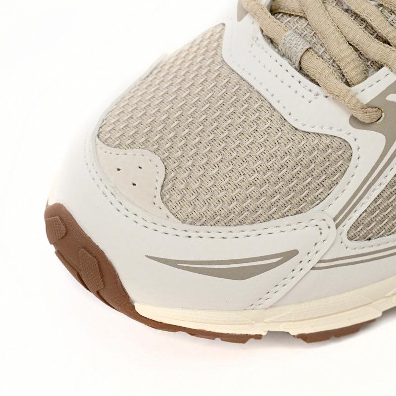 Asics Gel-venture Bei Ge Sneakers      1011B550-250 - DopestKickz