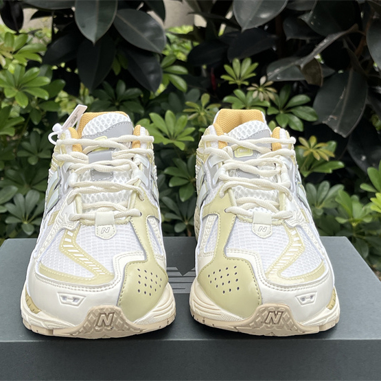  New Balance 1906R Sneakers    M1906NLY - DopestKickz