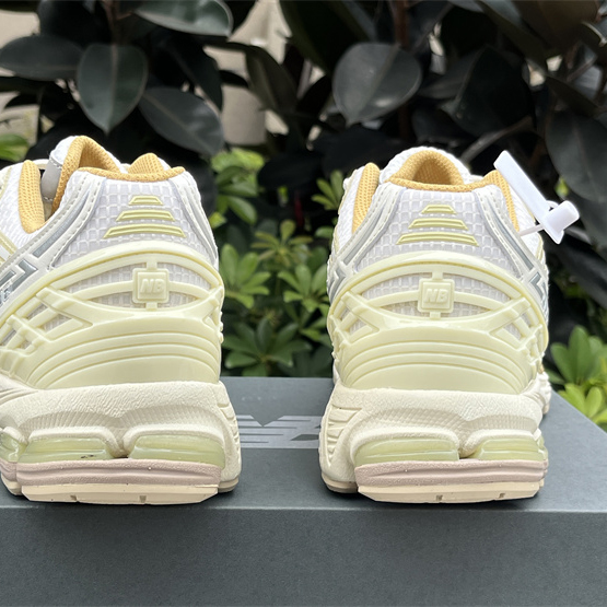  New Balance 1906R Sneakers    M1906NLY - DopestKickz