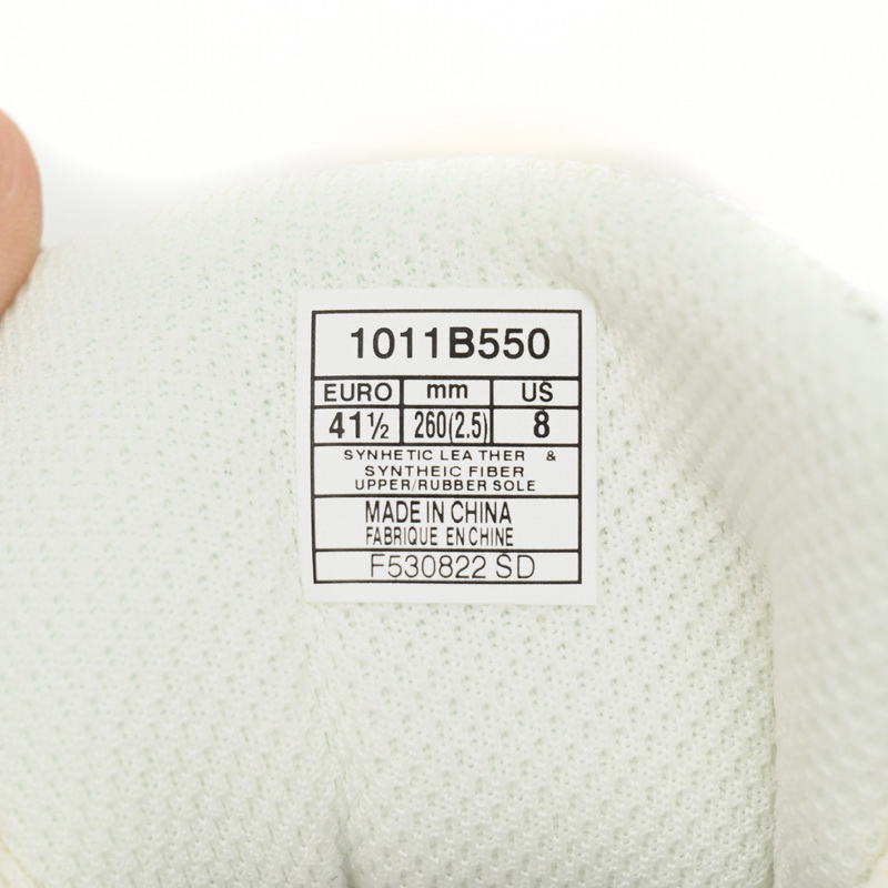 Asics Gel-venture Mipolan Sneakers      1011B550-101 - DopestKickz